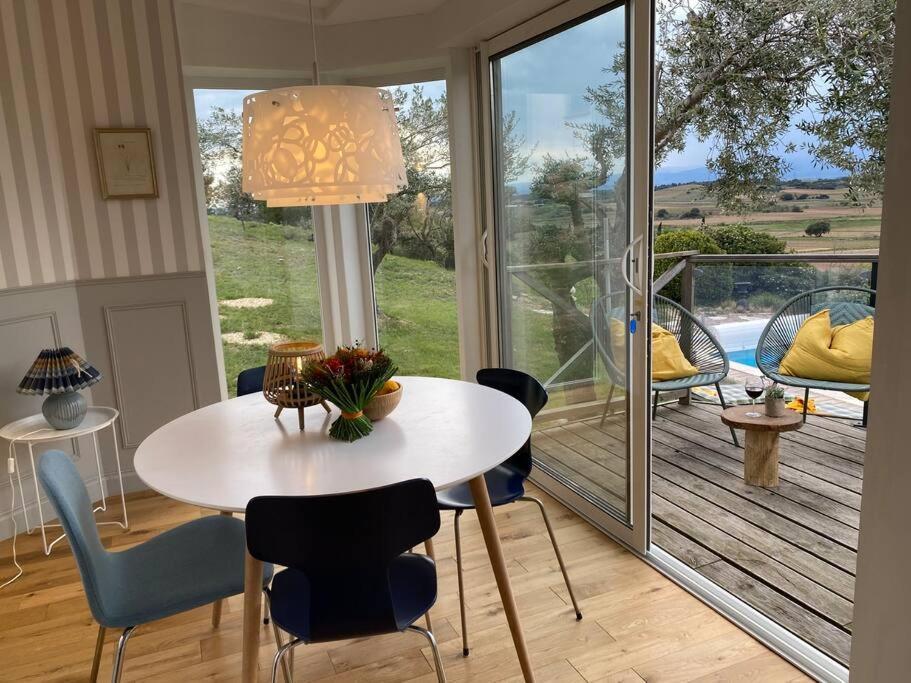 Neuve Romantique Montbrun-des-Corbieres Exterior photo